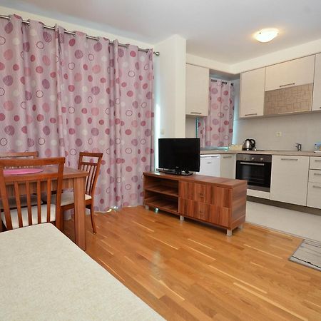 Apartments Rafailovic Ljubo Rafajlovići Kamer foto