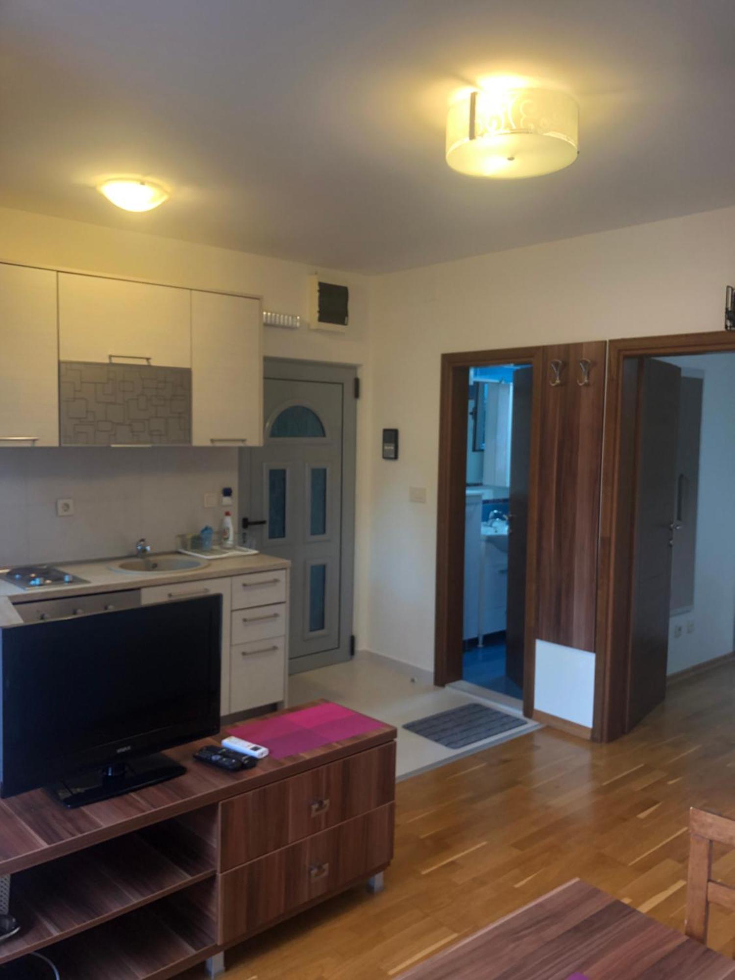 Apartments Rafailovic Ljubo Rafajlovići Buitenkant foto