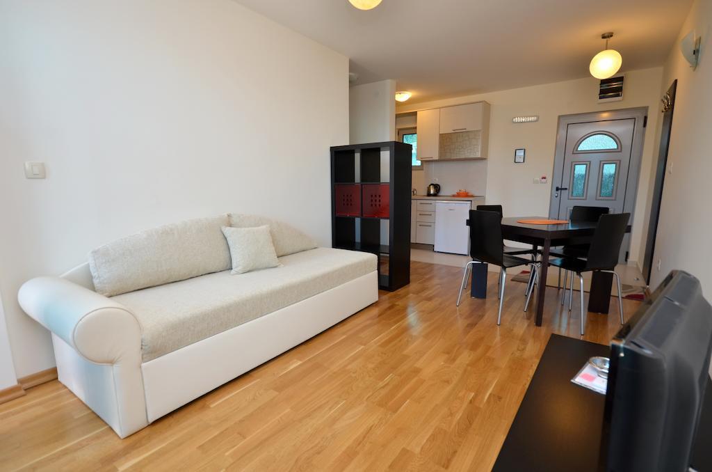 Apartments Rafailovic Ljubo Rafajlovići Buitenkant foto